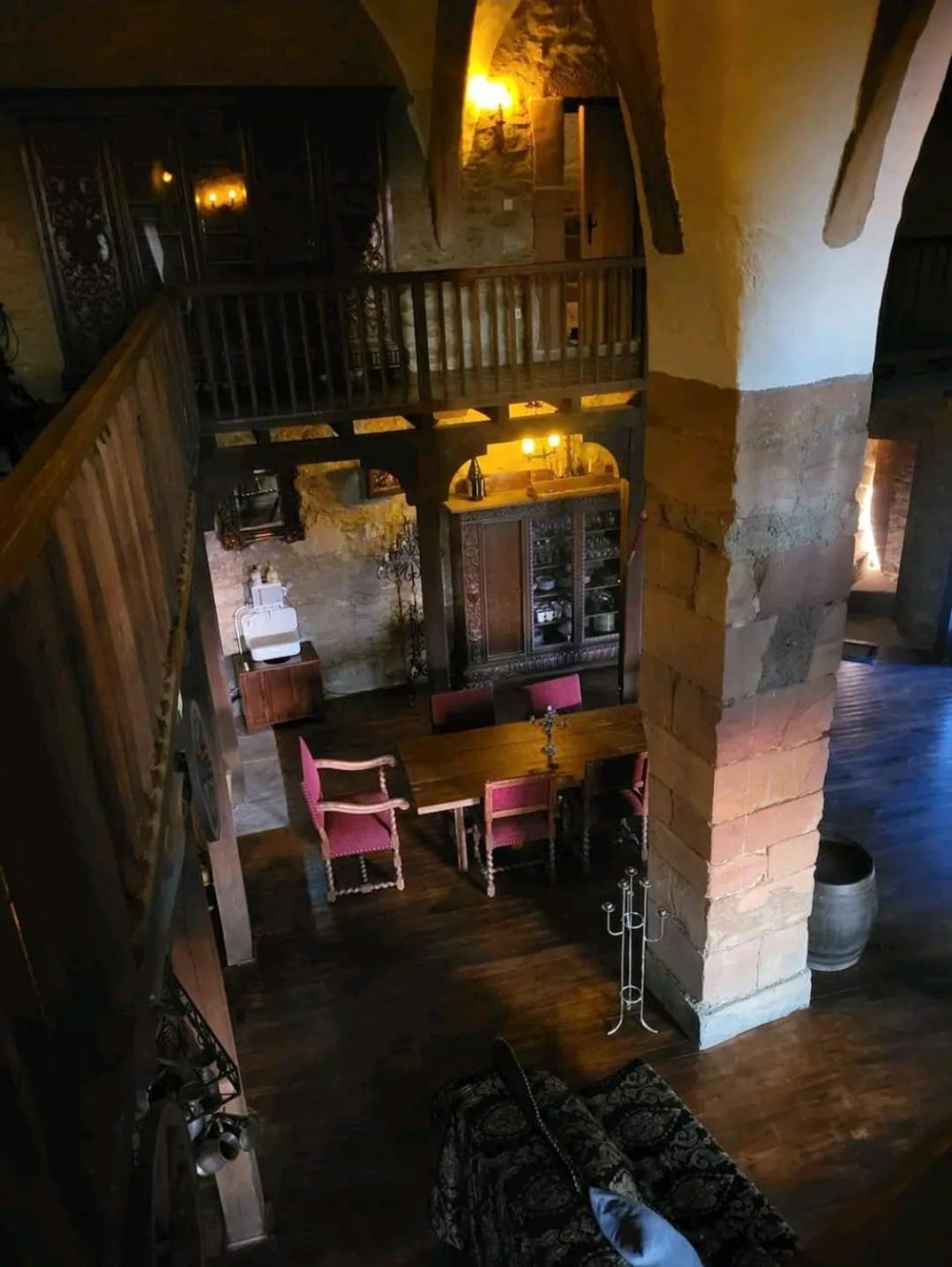 Burg Hermannstein - Rittersaal ヴェッツラー エクステリア 写真